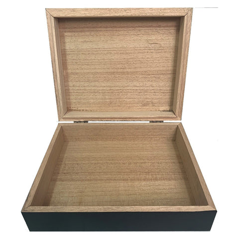 Two World Cigar Humidor for 20 Cigars