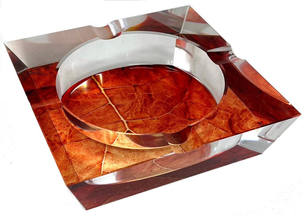TOBACCO LEAF GLASS Ashtrays Holds 4 Cigars.